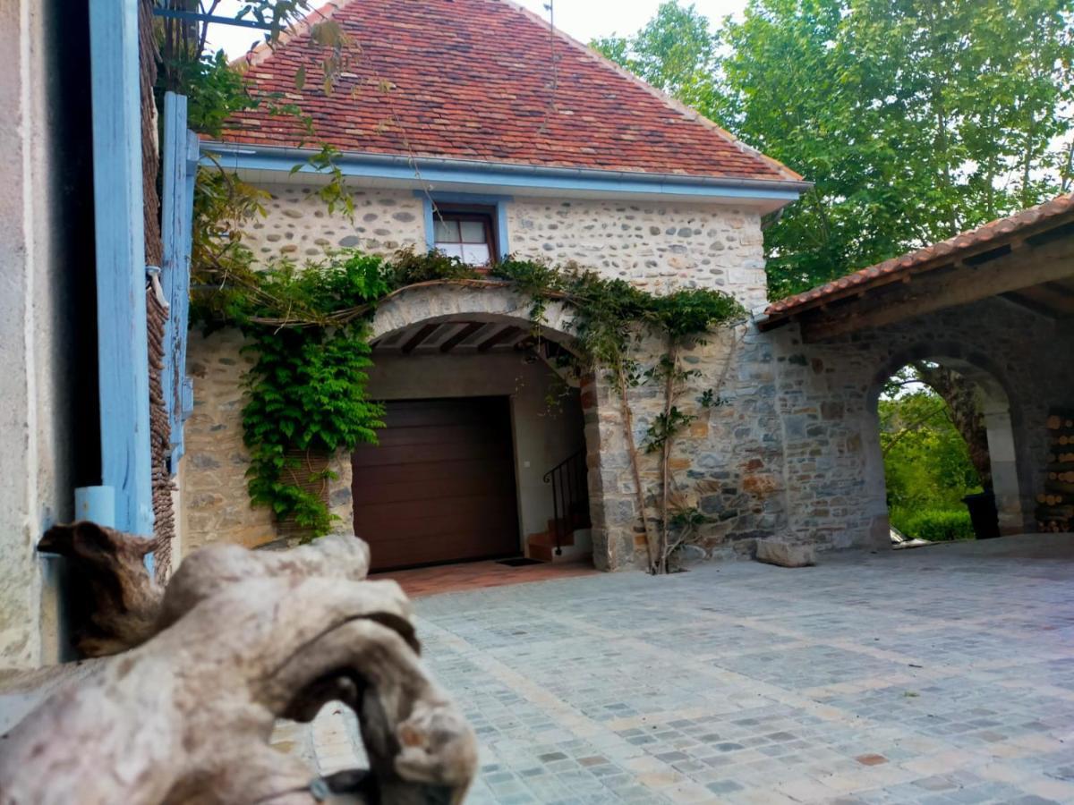 Entre Galets Apartment Sauveterre-de-Bearn Exterior photo